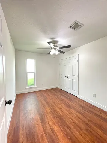 16907 David Glen Drive Friendswood TX 77546