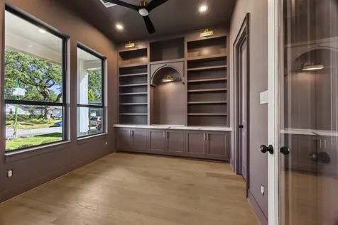 1248 Chamboard Lane Houston TX 77018