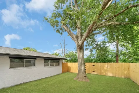 11103 Greenwillow Street Houston TX 77035