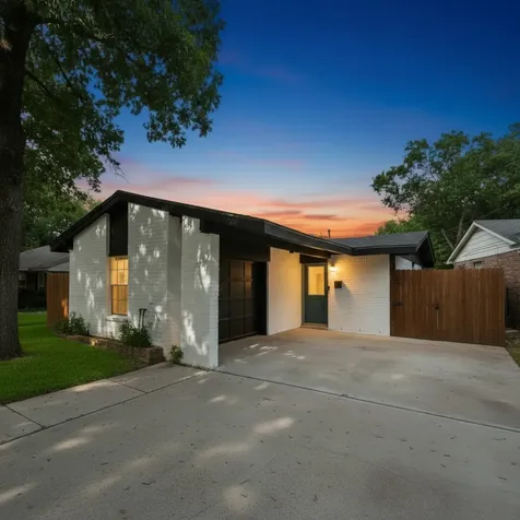 11103 Greenwillow Street Houston TX 77035