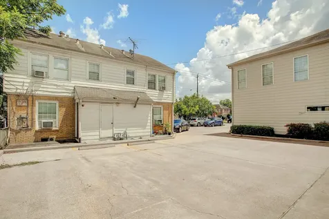 1935 Richmond Avenue 1 Houston TX 77098