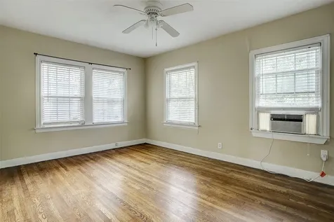 1935 Richmond Avenue 1 Houston TX 77098