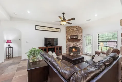 15420 Queen Elizabeth Court Montgomery TX 77316