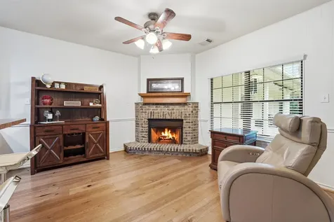 15420 Queen Elizabeth Court Montgomery TX 77316