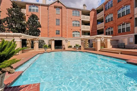 2111 Welch Street A129 Houston TX 77019