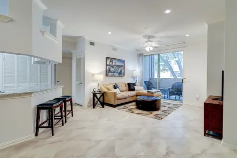 2111 Welch Street A129 Houston TX 77019