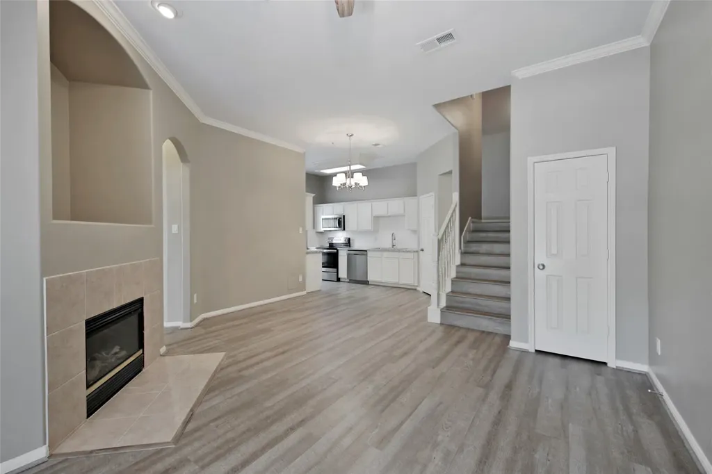 2710 Grants Lake Boulevard S6 Sugar Land TX 77479