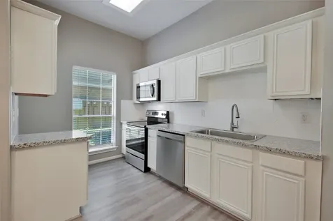 2710 Grants Lake Boulevard S6 Sugar Land TX 77479