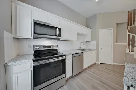 2710 Grants Lake Boulevard S6 Sugar Land TX 77479