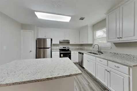 16280 Sun View Lane Conroe TX 77302