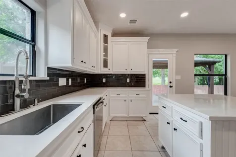 13731 Fountainview Drive Montgomery TX 77356