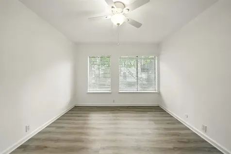 171 Litchfield Lane Houston TX 77024
