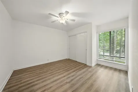 171 Litchfield Lane Houston TX 77024