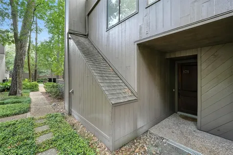 171 Litchfield Lane Houston TX 77024
