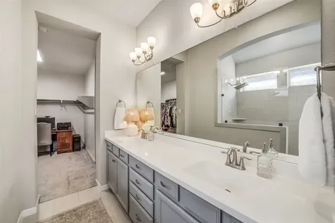 10047 Napier Drive Iowa Colony TX 77583