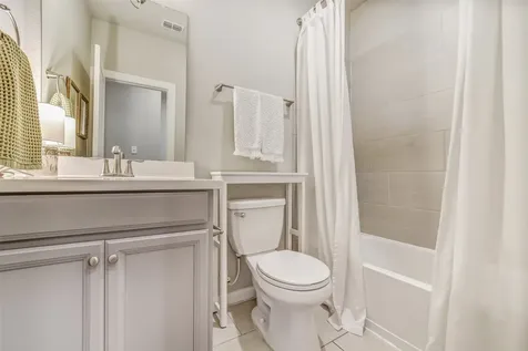 10047 Napier Drive Iowa Colony TX 77583