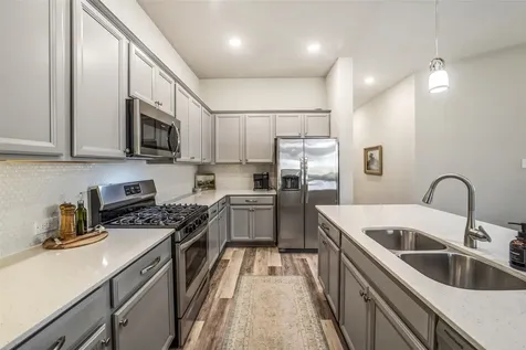 10047 Napier Drive Iowa Colony TX 77583