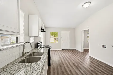 10001 Lucore Street Back Houston TX 77017