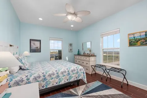 1019 Brighton Jones Boulevard Gilchrist TX 77617