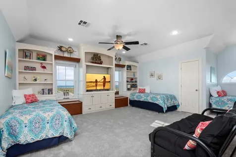1019 Brighton Jones Boulevard Gilchrist TX 77617