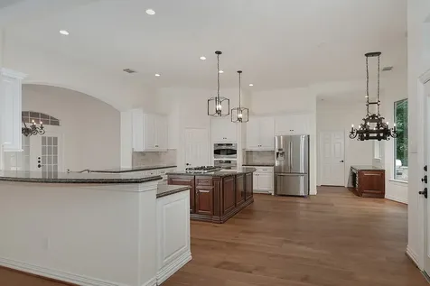 122 Lansdowne The Woodlands TX 77382