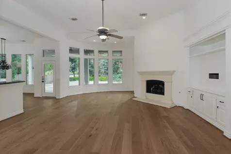 122 Lansdowne The Woodlands TX 77382