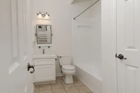 122 Lansdowne The Woodlands TX 77382