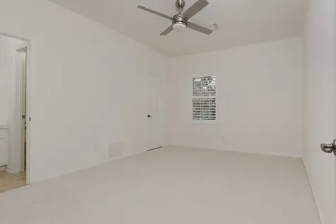 122 Lansdowne The Woodlands TX 77382