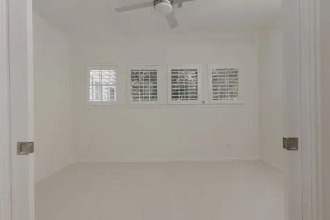 122 Lansdowne The Woodlands TX 77382