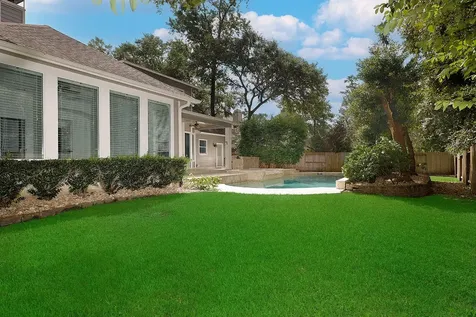 122 Lansdowne The Woodlands TX 77382