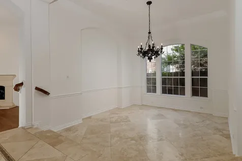 122 Lansdowne The Woodlands TX 77382