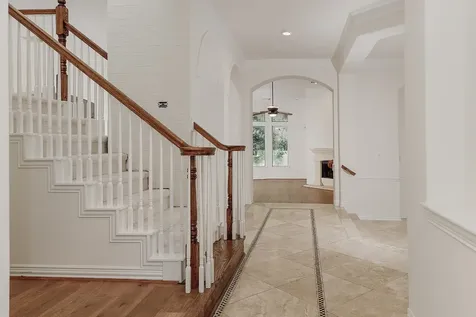122 Lansdowne The Woodlands TX 77382