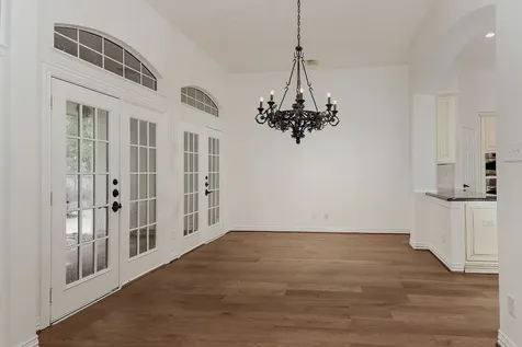 122 Lansdowne The Woodlands TX 77382