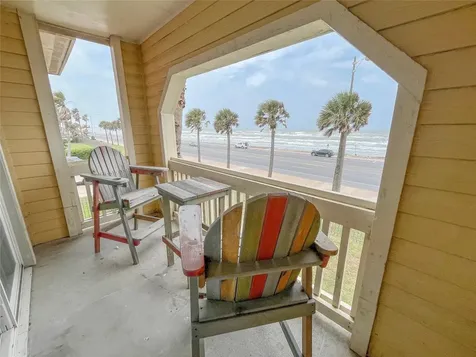7000 Seawall Boulevard 1021 Galveston TX 77551