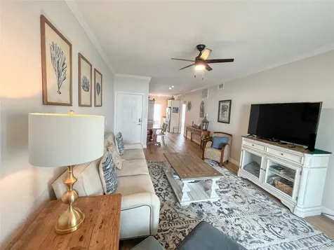 7000 Seawall Boulevard 1021 Galveston TX 77551