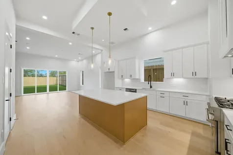 1229 Prince Street Houston TX 77008