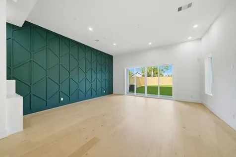 1229 Prince Street Houston TX 77008