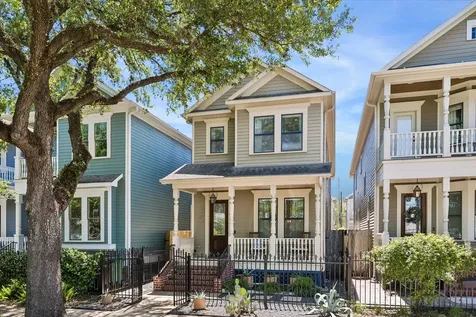 638 W 17th Street Houston TX 77008