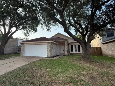 8322 Sandy Glen Lane Houston TX 77071
