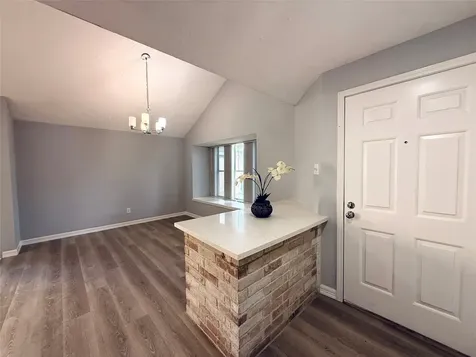 8322 Sandy Glen Lane Houston TX 77071