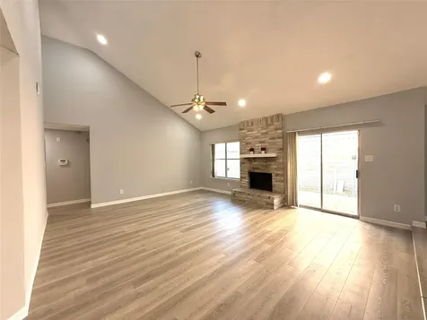 8322 Sandy Glen Lane Houston TX 77071
