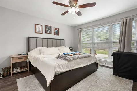 10915 Pecan Drive La Porte TX 77571