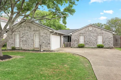 10915 Pecan Drive La Porte TX 77571