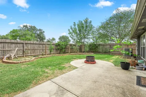 10915 Pecan Drive La Porte TX 77571