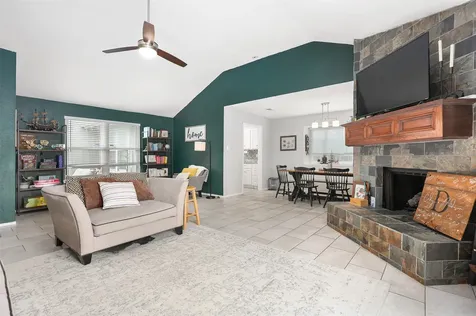 10915 Pecan Drive La Porte TX 77571