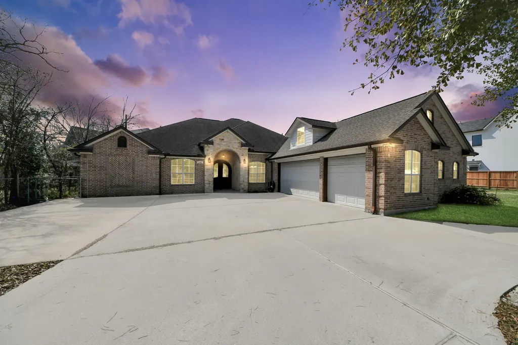 1103 Wakefield Drive Houston TX 77018