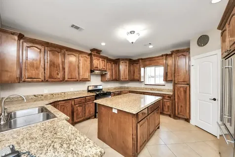 1103 Wakefield Drive Houston TX 77018