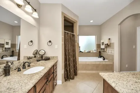 1103 Wakefield Drive Houston TX 77018