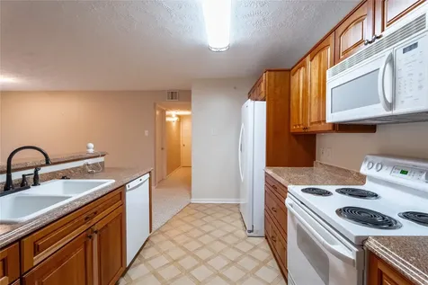 8051 Bay Branch Drive 314 The Woodlands TX 77382