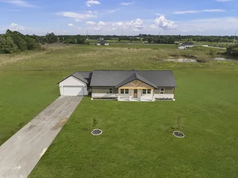 4378 Collton Lane Franklin TX 77856